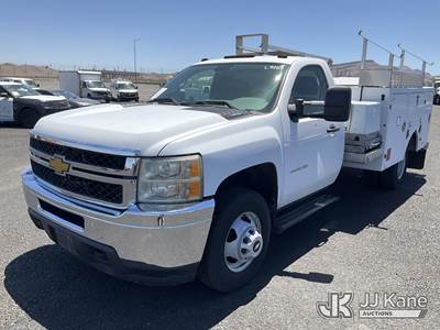2013 Chevrolet Silverado 3500HD Work Truck Long Box Service Truck