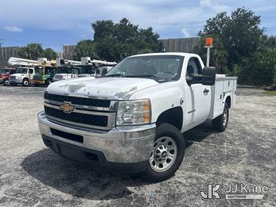 2013 Chevrolet Silverado 3500HD Service Truck