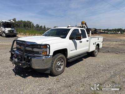 2018 Chevrolet Silverado 3500HD 4x4 Extended-Cab Service Truck