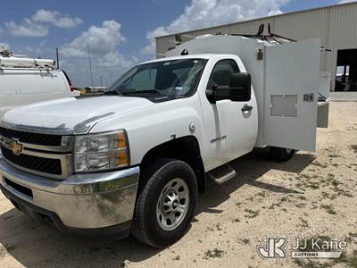 2012 Chevrolet Silverado 3500HD Enclosed Service Truck
