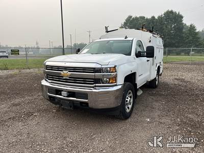 2015 Chevrolet Silverado 3500HD Enclosed Service Truck