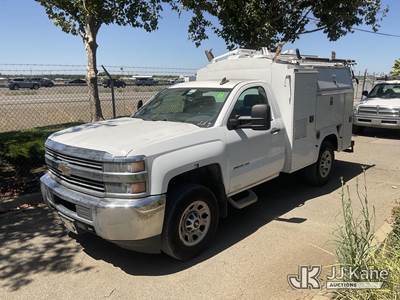 2015 Chevrolet Silverado 3500HD Work Truck Long Box Enclosed Utility Truck
