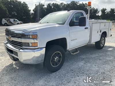 2016 Chevrolet Silverado 3500HD Enclosed Service Truck