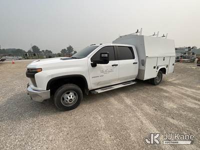 2021 Chevrolet Silverado 3500HD Crew-Cab Enclosed Service Truck