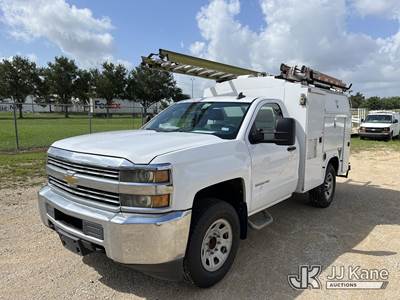 2015 Chevrolet Silverado 3500HD Enclosed Service Truck