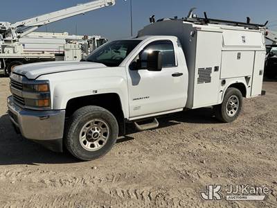 2015 Chevrolet Silverado 3500HD Enclosed Service Truck