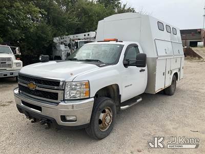 2012 Chevrolet Silverado 3500HD Enclosed Service Truck