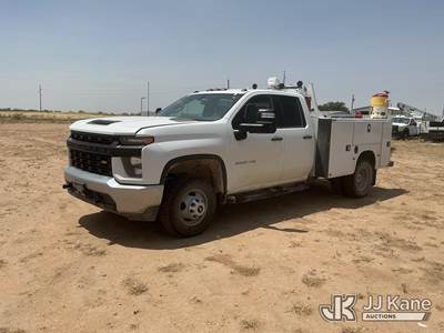 2020 Chevrolet Silverado 3500HD 4x4 Extended-Cab Service Truck
