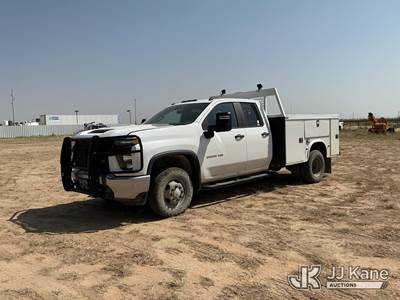 2020 Chevrolet Silverado 3500HD Extended-Cab Service Truck