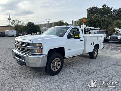2015 Chevrolet Silverado 3500HD Service Truck