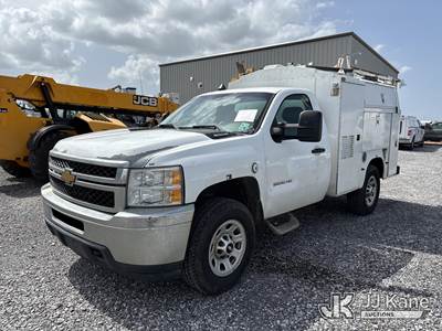 2012 Chevrolet Silverado 3500HD Enclosed Service Truck