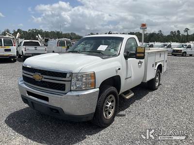 2013 Chevrolet Silverado 3500HD Service Truck