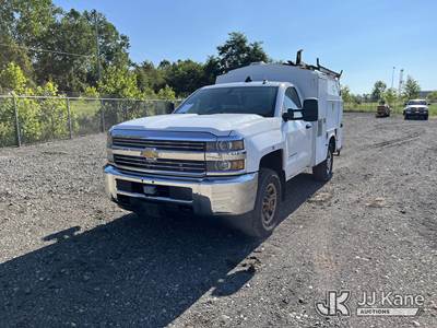 2015 Chevrolet Silverado 3500HD Work Truck Long Box Enclosed Service Truck