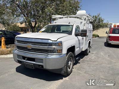2018 Chevrolet Silverado 3500HD Enclosed Service Truck