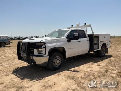 2020 Chevrolet Silverado 3500HD Extended-Cab Service Truck