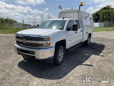 2018 Chevrolet Silverado 3500HD 4x4 Extended-Cab Enclosed Service Truck