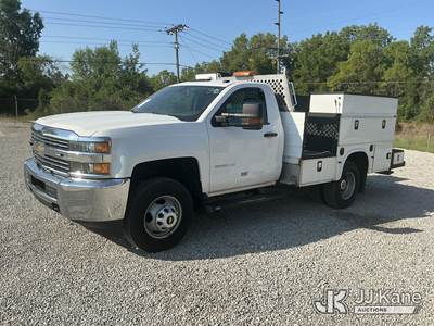 2017 Chevrolet Silverado 3500HD Service Truck