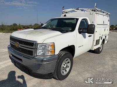 2012 Chevrolet Silverado 3500HD 4x4 Enclosed Service Truck
