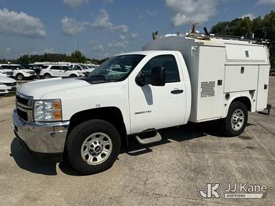 2014 Chevrolet Silverado 3500HD Enclosed Service Truck
