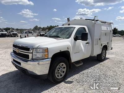 2012 Chevrolet Silverado 3500HD Enclosed Service Truck