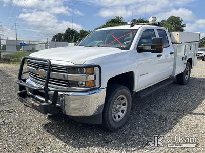 2018 Chevrolet Silverado 3500HD 4x4 Extended-Cab Service Truck