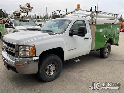 2008 Chevrolet Silverado 3500HD 4x4 Enclosed Service Truck