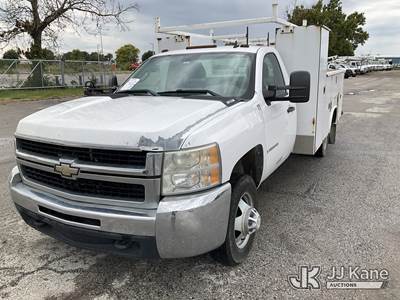 2009 Chevrolet Silverado 3500HD Service Truck