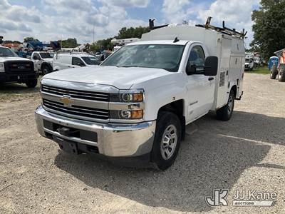 2015 Chevrolet Silverado 3500HD Enclosed Service Truck