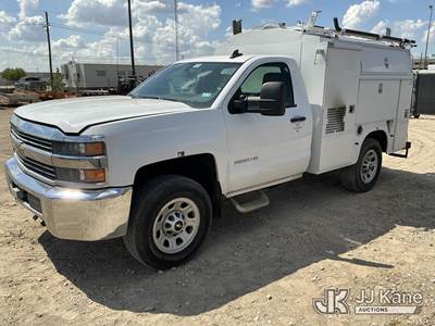 2015 Chevrolet Silverado 3500HD Enclosed Service Truck