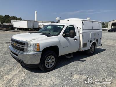 2012 Chevrolet Silverado 3500HD 4x4 Enclosed Service Truck