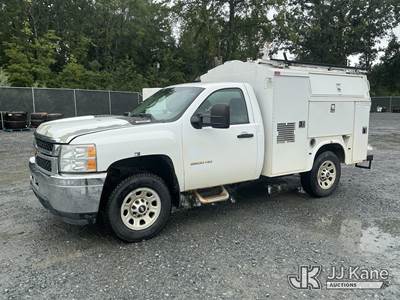 2013 Chevrolet Silverado 3500HD Enclosed Service Truck
