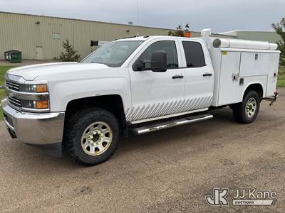 2015 Chevrolet Silverado 3500HD Work Truck Double Cab Long Box Extended-Cab Enclosed Service Truck