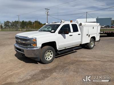 2016 Chevrolet Silverado 3500HD Extended-Cab Service Truck
