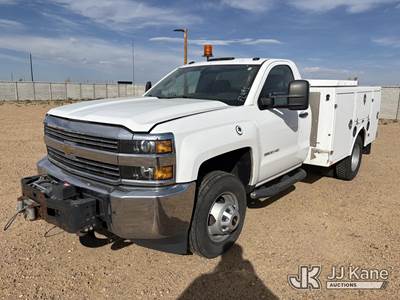2016 Chevrolet Silverado 3500HD 4x4 Enclosed Service Truck