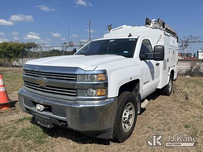 2015 Chevrolet Silverado 3500HD Enclosed Service Truck