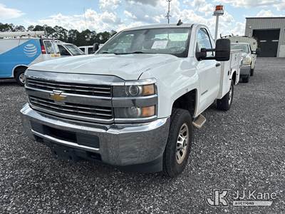 2016 Chevrolet Silverado 3500HD Enclosed Service Truck