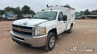 2012 Chevrolet Silverado 3500HD Enclosed Service Truck