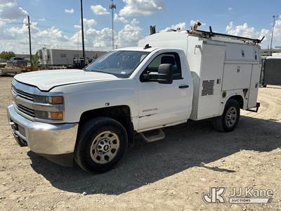 2015 Chevrolet Silverado 3500HD Enclosed Service Truck