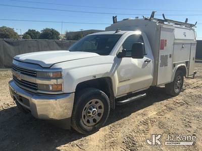 2015 Chevrolet Silverado 3500HD Enclosed Service Truck