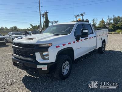 2021 Chevrolet Silverado 3500HD 4x4 Crew-Cab Service Truck