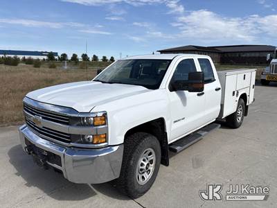 2017 Chevrolet Silverado 3500HD Extended-Cab Service Truck