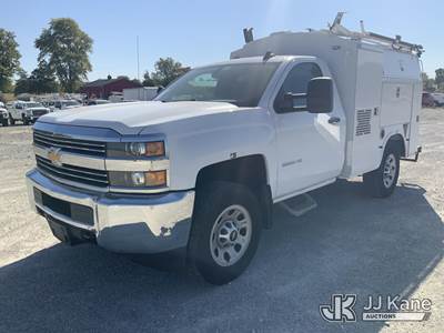 2017 Chevrolet Silverado 3500HD Work Truck Long Box Enclosed Service Truck