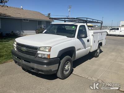 Chevrolet Silverado Classic 2500HD Mechanic / Service Truck