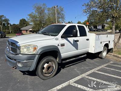 2008 Dodge Ram 5500 Crew-Cab Service Truck