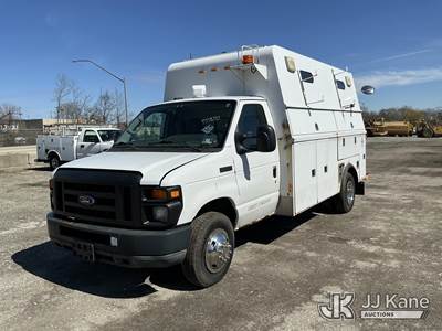 2010 Ford E450 Enclosed Service Van