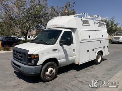 2017 Ford Econoline E-350 Super Duty Enclosed Service Van