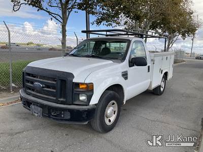 Ford F-250 Mechanic / Service Truck