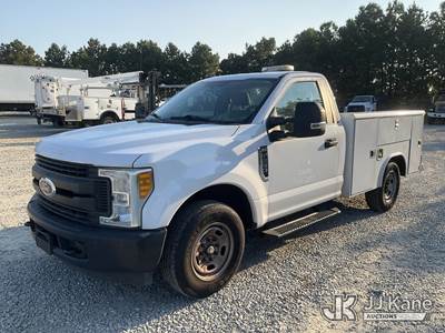 Ford F-250 Mechanic / Service Truck