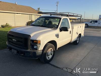 Ford F-250 Mechanic / Service Truck