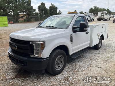 Ford F-250 Mechanic / Service Truck